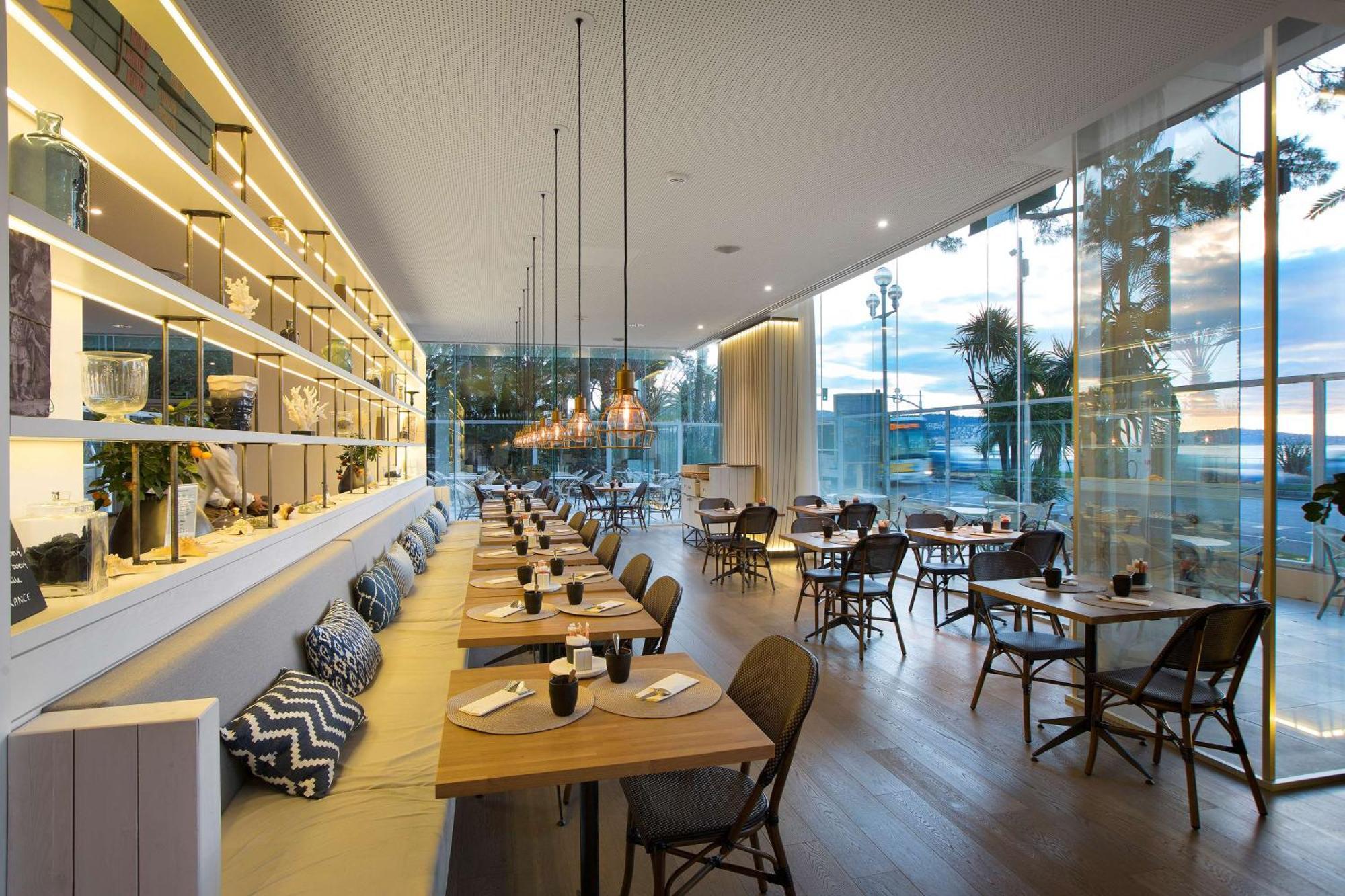 Radisson Blu 4*